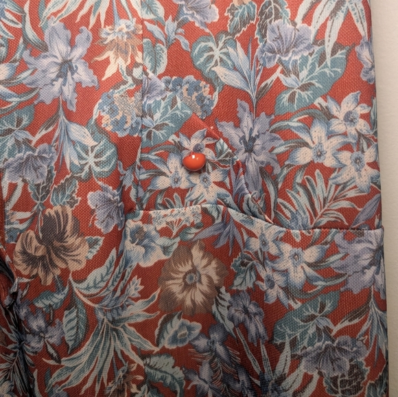 Vintage Red and Blue Midi Sundress with Notched Collar - Picture 5 of 6